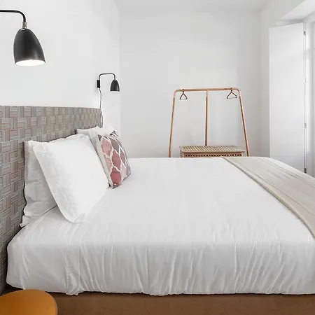 Serviced - Castelo S. Jorge Lisbona