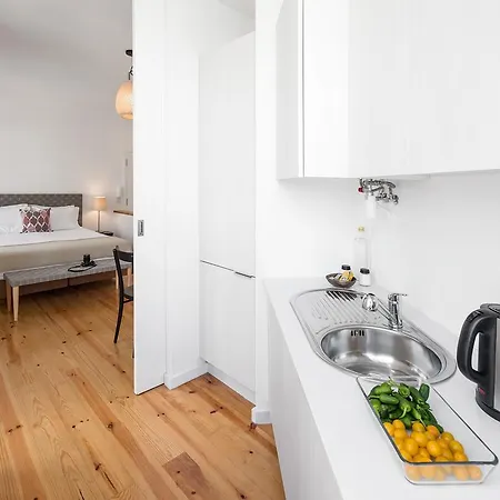 Serviced - Castelo S. Jorge Lisbona